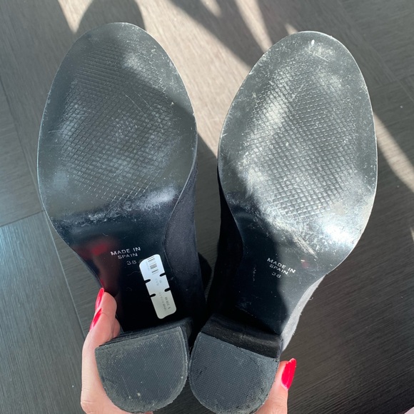 LF Intentionally Blank Embroidered Rose Boots - Picture 6 of 7